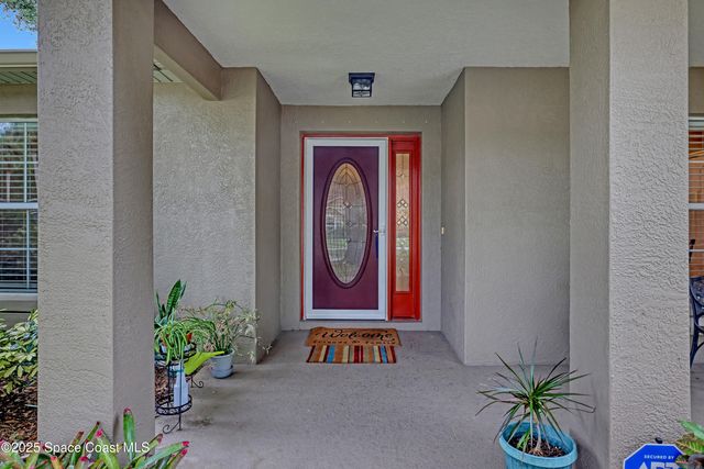 1081 Meadowbrook Road NE, Palm Bay, FL 32905