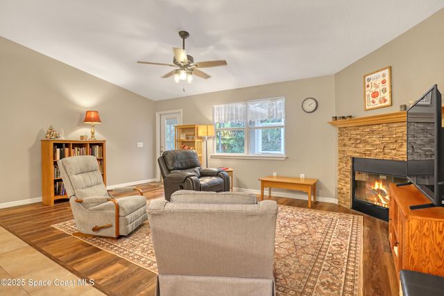 1081 Meadowbrook Road NE, Palm Bay, FL 32905