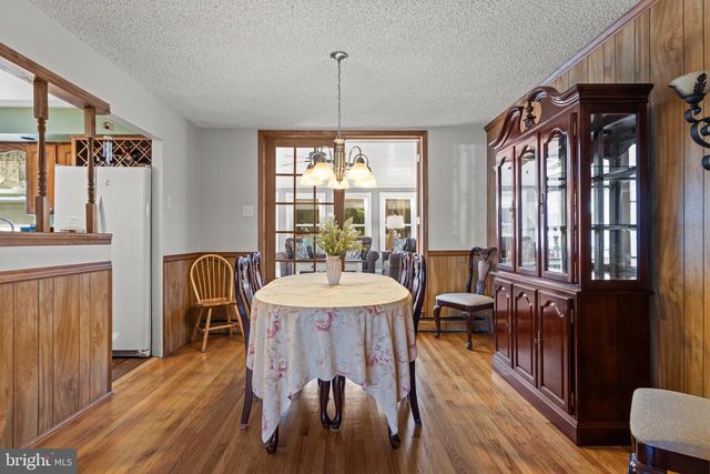 45 EVERGREEN AVE, Broomall, PA 19008
