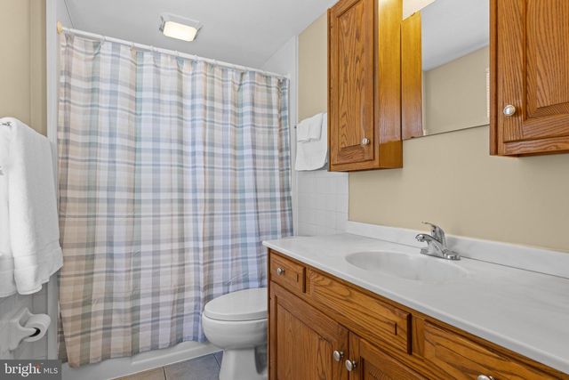 45 EVERGREEN AVE, Broomall, PA 19008