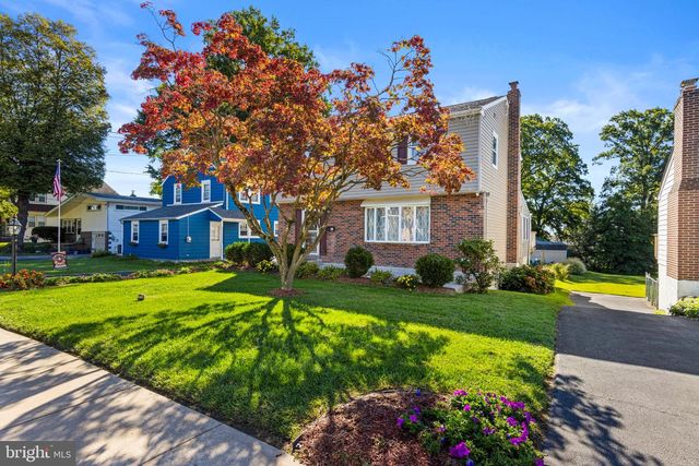 45 EVERGREEN AVE, Broomall, PA 19008