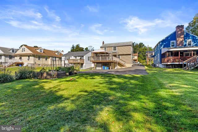 45 EVERGREEN AVE, Broomall, PA 19008