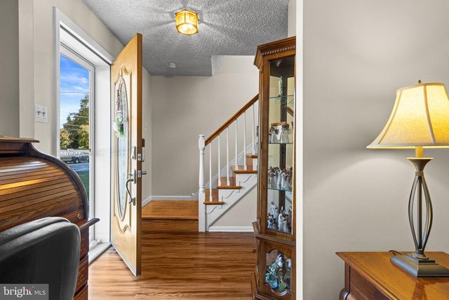 45 EVERGREEN AVE, Broomall, PA 19008