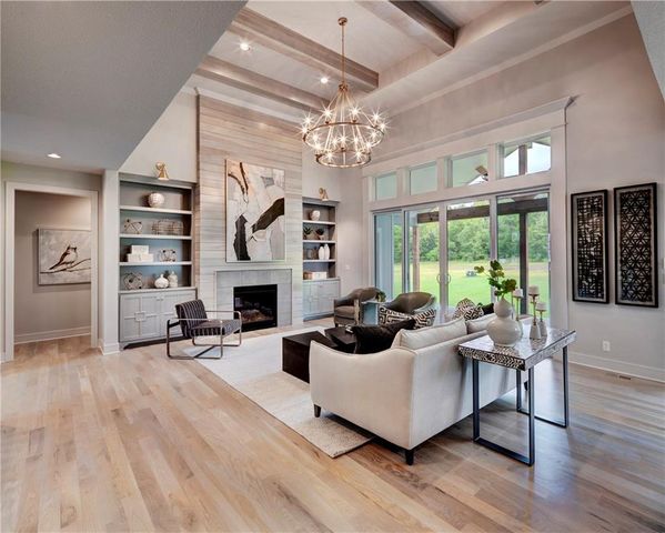 21938 W 99th Terrace, Lenexa, KS 66220