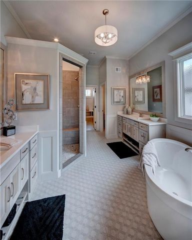 21938 W 99th Terrace, Lenexa, KS 66220