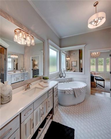21938 W 99th Terrace, Lenexa, KS 66220