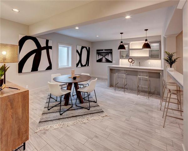 21938 W 99th Terrace, Lenexa, KS 66220