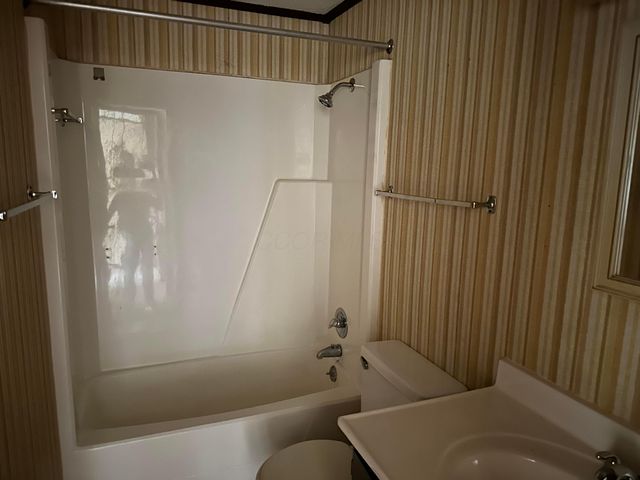 5842 Leafapple Lane, Columbus, OH 43232