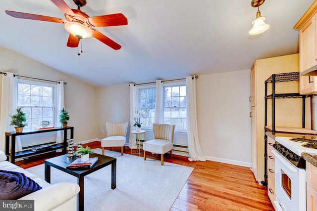 6 COVENTRY CIR, Princeton, NJ 08540