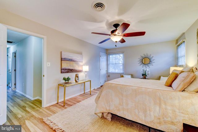 6 COVENTRY CIR, Princeton, NJ 08540