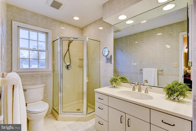 6 COVENTRY CIR, Princeton, NJ 08540