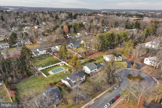 6 COVENTRY CIR, Princeton, NJ 08540