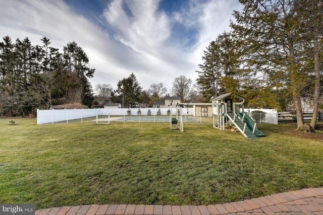 6 COVENTRY CIR, Princeton, NJ 08540