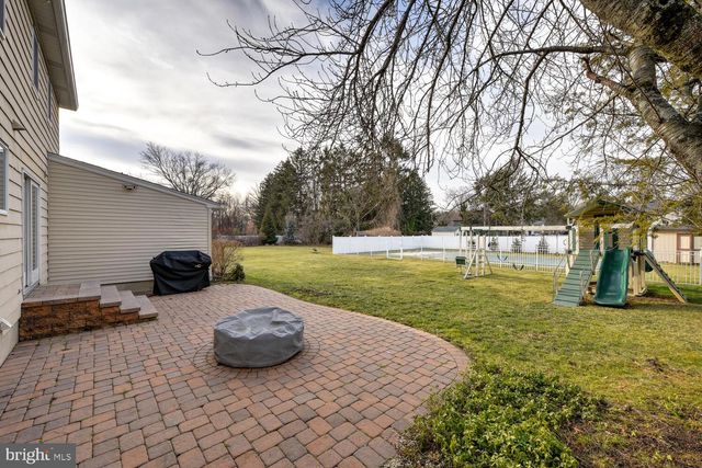 6 COVENTRY CIR, Princeton, NJ 08540