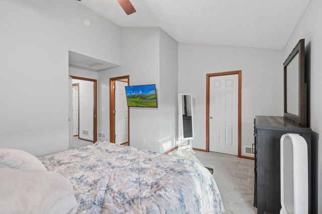 5207 Scott Lane, Robbinsdale, MN 55422