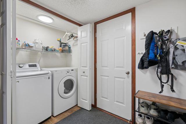 5207 Scott Lane, Robbinsdale, MN 55422