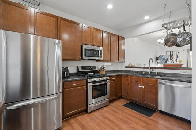 5207 Scott Lane, Robbinsdale, MN 55422