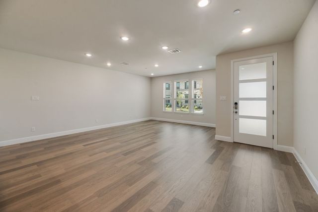 8317 Bayside Drive, Rowlett, TX 75088