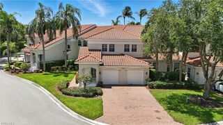 700 L' Ambiance CIR # 202, Naples, FL 34108