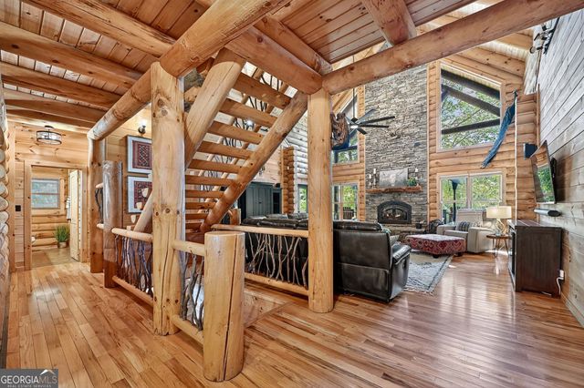 505 Old Salem Road, Mineral Bluff, GA 30559