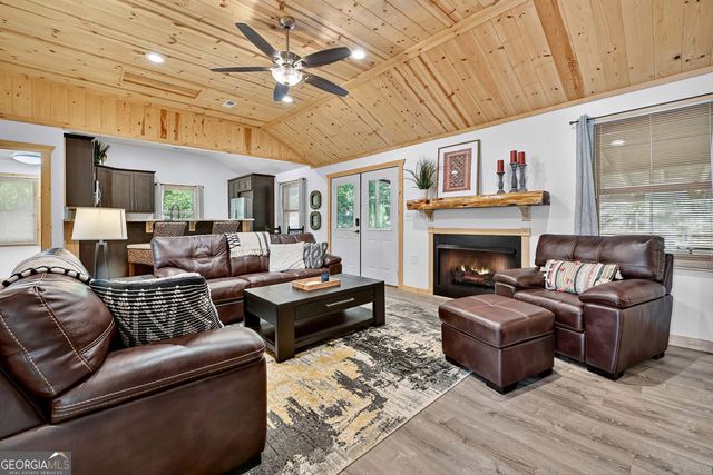 505 Old Salem Road, Mineral Bluff, GA 30559