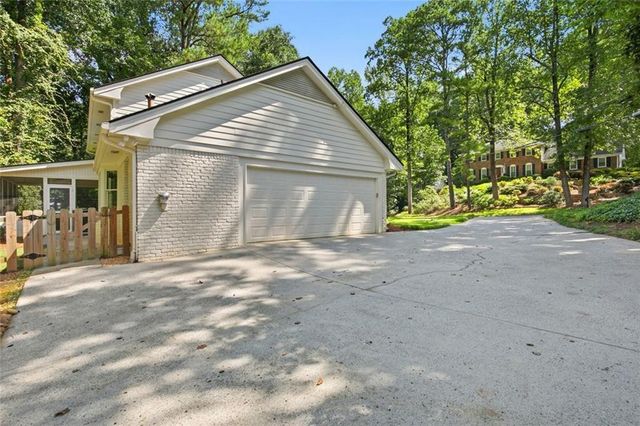 4622 Kings Down Road, Atlanta, GA 30338