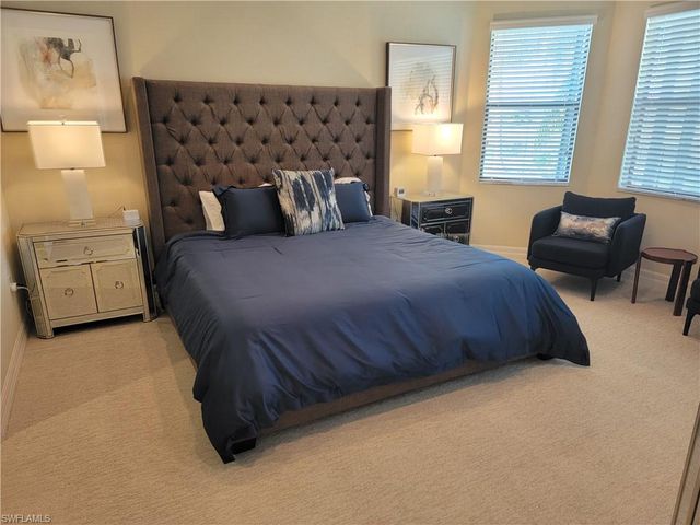 3279 Tahoe CT, Naples, FL 34119