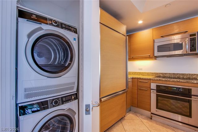 322 Karen Avenue 1603, Las Vegas, NV 89109