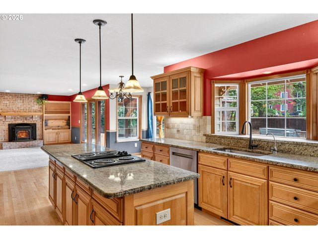 6911 Ne 129TH St, Vancouver, WA 98686