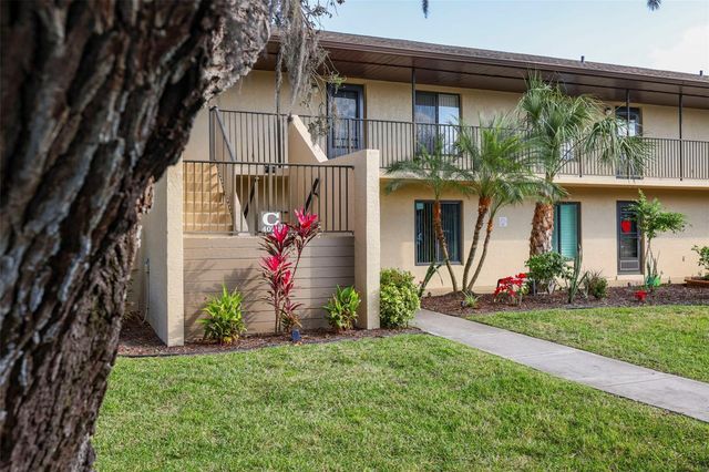 4072 OAKVIEW DRIVE C8, Punta Gorda, FL 33980