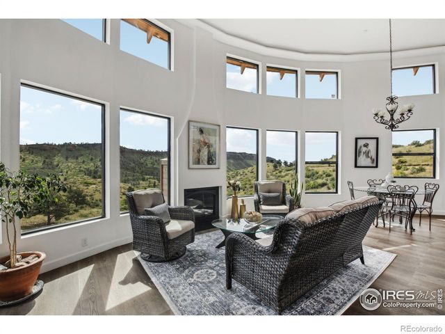 2118 Dry Creek Drive, Lyons, CO 80540