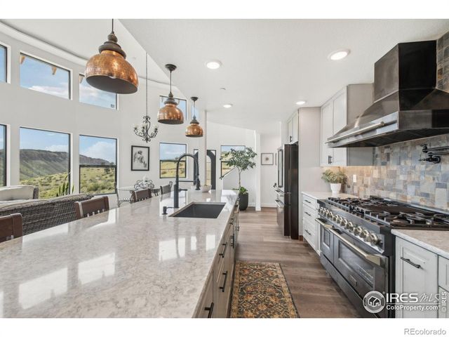 2118 Dry Creek Drive, Lyons, CO 80540