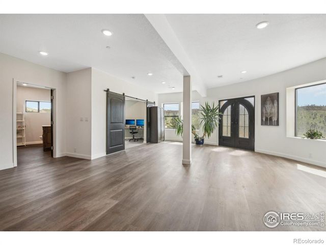 2118 Dry Creek Drive, Lyons, CO 80540