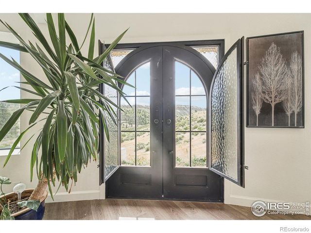 2118 Dry Creek Drive, Lyons, CO 80540