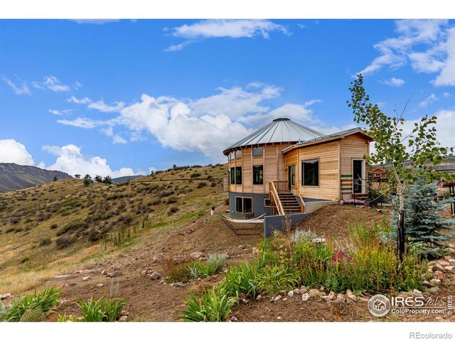 2118 Dry Creek Drive, Lyons, CO 80540