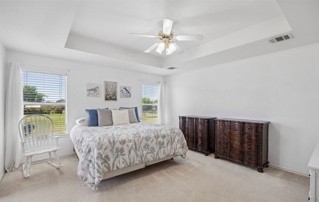 1015 Meadow Hill Drive, Lavon, TX 75166