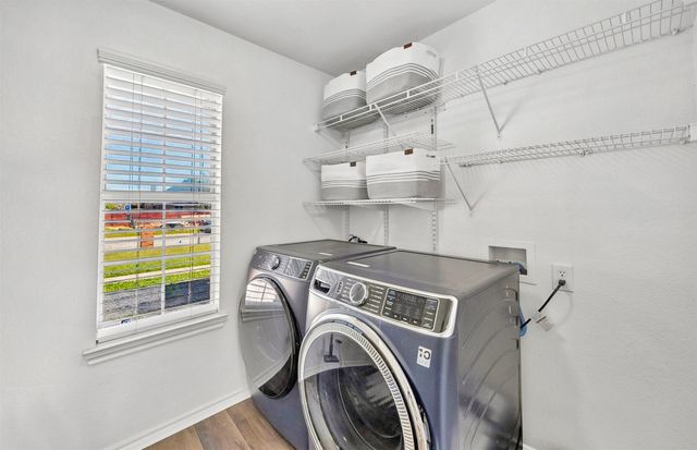 1015 Meadow Hill Drive, Lavon, TX 75166