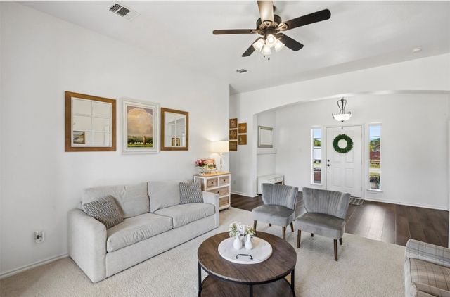 1015 Meadow Hill Drive, Lavon, TX 75166