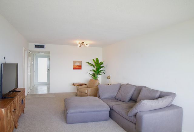 1610 N Ocean Boulevard 603, Pompano Beach, FL 33062