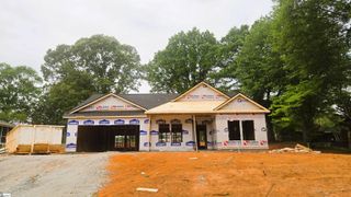 130 Walden Circle, Spartanburg, SC 29301