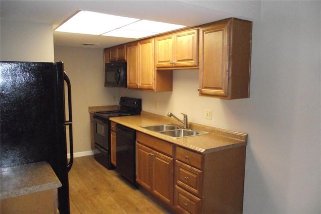 5293 VINELAND ROAD C104, Orlando, FL 32811