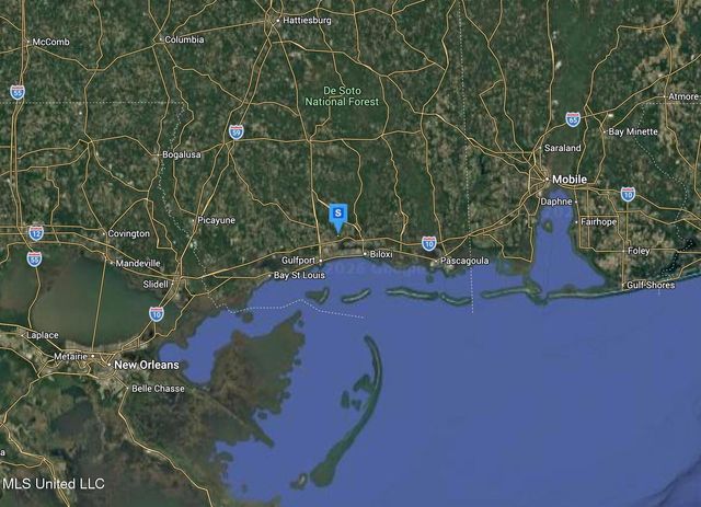 10266 Road 252, Biloxi, MS 39532