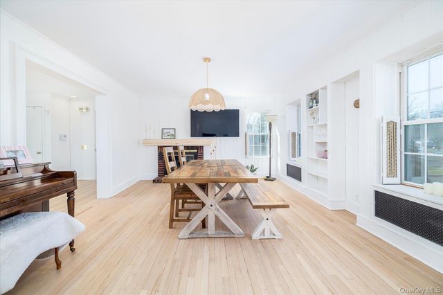 1885 Washington Avenue, Seaford, NY 11783