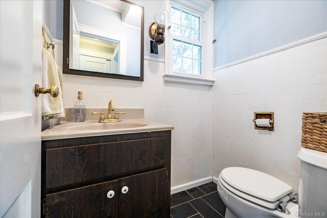 1885 Washington Avenue, Seaford, NY 11783