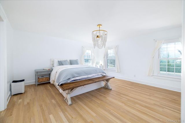 1885 Washington Avenue, Seaford, NY 11783