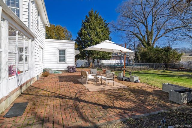 1885 Washington Avenue, Seaford, NY 11783