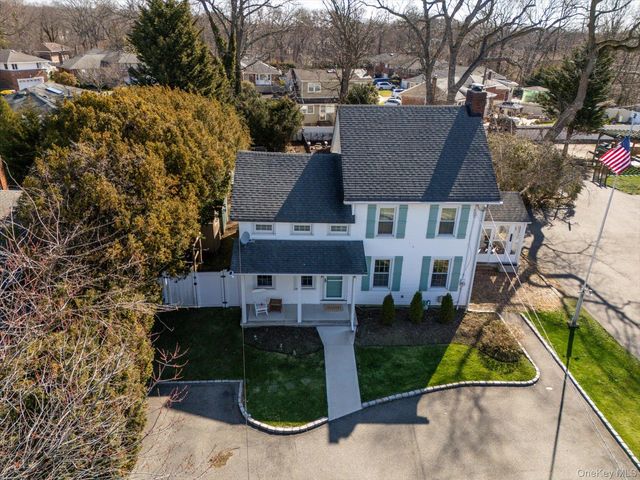 1885 Washington Avenue, Seaford, NY 11783