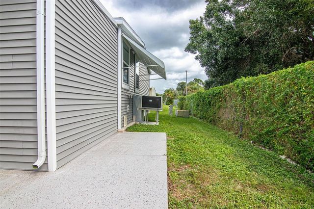 417 SNEAD DRIVE, North Fort Myers, FL 33903