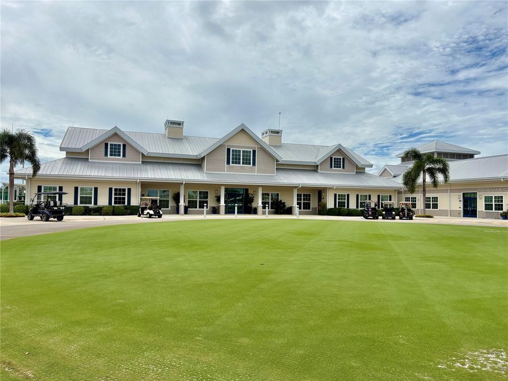 Image 50 of property listing at 417 SNEAD DRIVE, North Fort Myers, FL 33903