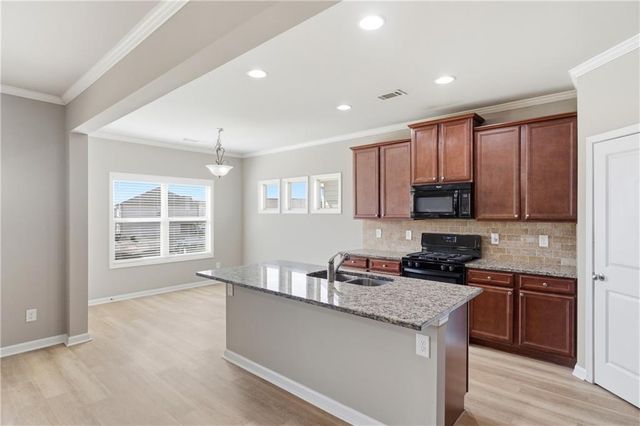 4479 Clubside Drive, Gainesville, GA 30504